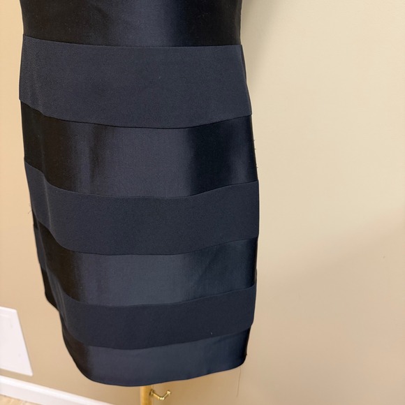 Laundry by Shelli Segal Black Halter Neck Striped Sheath Dress vintage 1995 - Picture 4 of 13